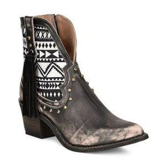 Circle G by Corral Distressed Studs & Fringe Shortie Ankle Boots Black/White 8 - Picture 1 of 9